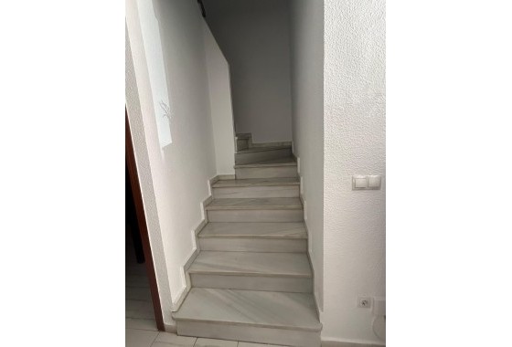 Sale - Town house -
Torrevieja - Center