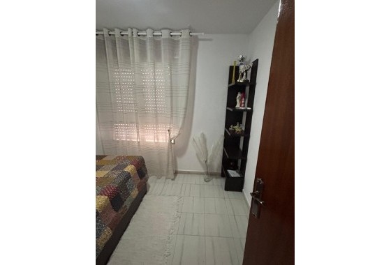 Sale - Town house -
Torrevieja - Center