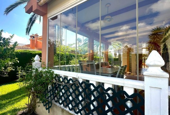 Venta - Chalet Independiente -
Cabo Roig - Costa Blanca