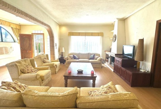 Venta - Chalet Independiente -
Cabo Roig - Costa Blanca
