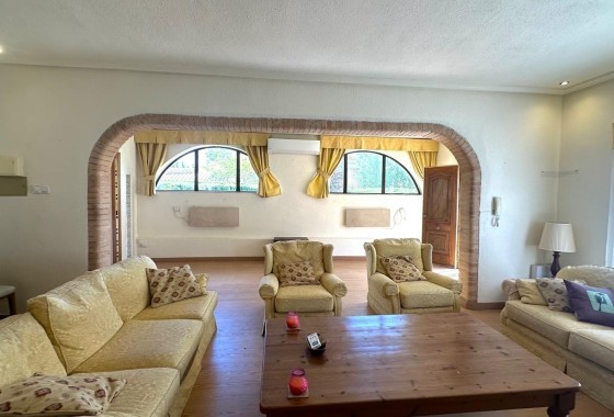 Venta - Chalet Independiente -
Cabo Roig - Costa Blanca
