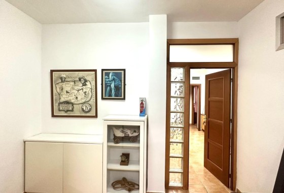 Wiederverkauf - Wohnung / Apartment -
Torrevieja