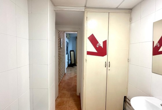 Wiederverkauf - Wohnung / Apartment -
Torrevieja