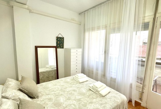 Wiederverkauf - Wohnung / Apartment -
Torrevieja