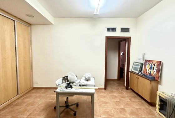 Wiederverkauf - Wohnung / Apartment -
Torrevieja