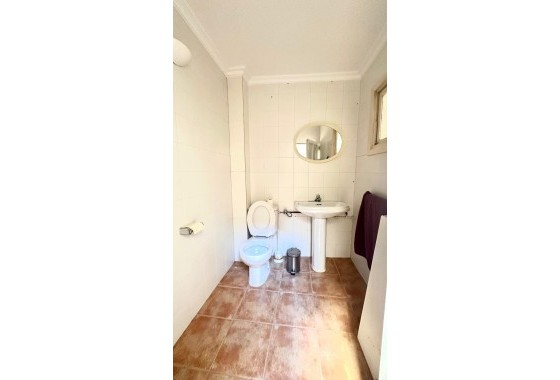 Wiederverkauf - Wohnung / Apartment -
Torrevieja
