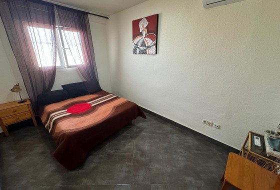 Venta - Apartamento / Piso -
Torrevieja - Playa del Cura