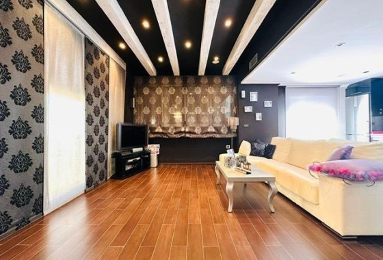 Resale - Wohnung / Appartement -
Torrevieja - Estacion de autobuses