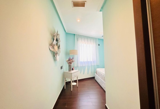 Resale - Wohnung / Appartement -
Torrevieja - Estacion de autobuses