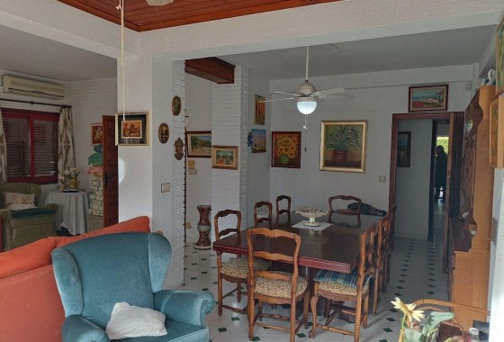 Herverkoop - Vrijstaande Villa -
Orihuela Costa - Campoamor