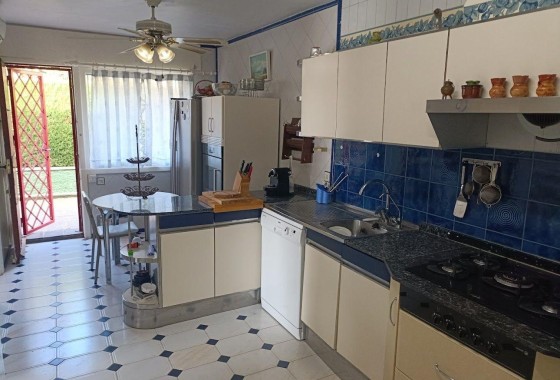 Herverkoop - Vrijstaande Villa -
Orihuela Costa - Campoamor
