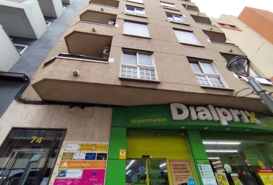 Herverkoop - Appartement / Flat -
Torrevieja - Puerto