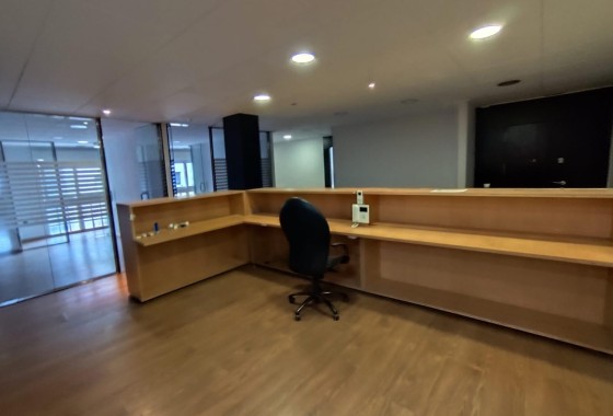 Herverkoop - Appartement / Flat -
Torrevieja - Puerto