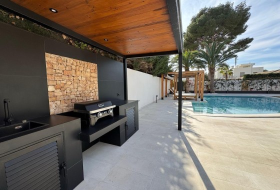 Herverkoop - Vrijstaande Villa -
Orihuela Costa - Altos de Campoamor