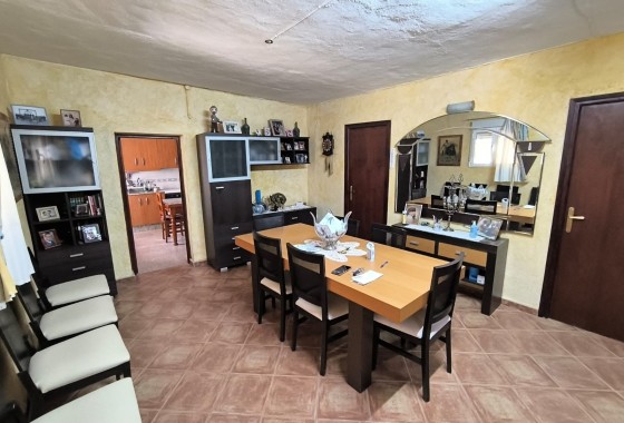 Resale - Freistehende Villa -
Yecla - Inland