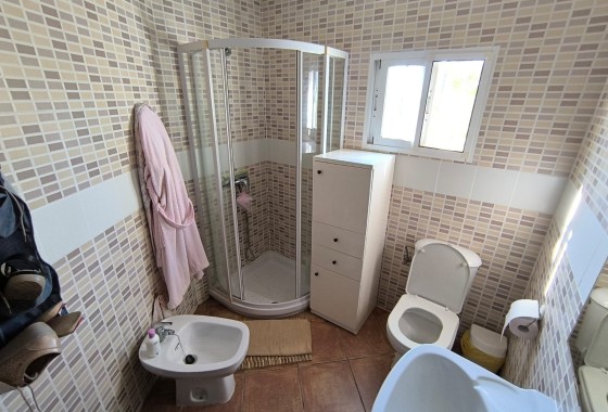 Resale - Freistehende Villa -
Yecla - Inland