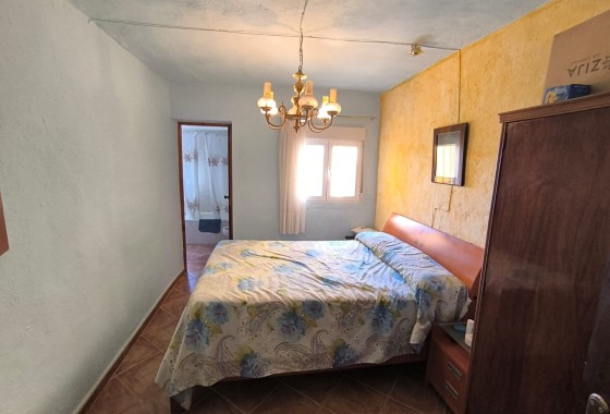 Resale - Freistehende Villa -
Yecla - Inland