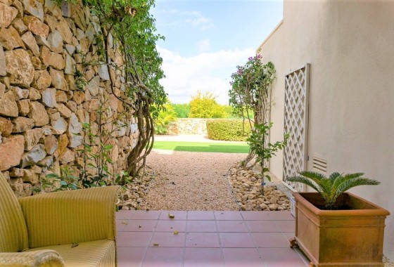 Venta - Chalet Independiente -
Las Colinas - Inland