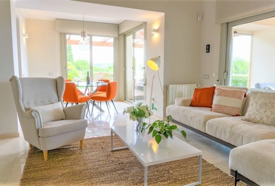 Venta - Chalet Independiente -
Las Colinas - Inland