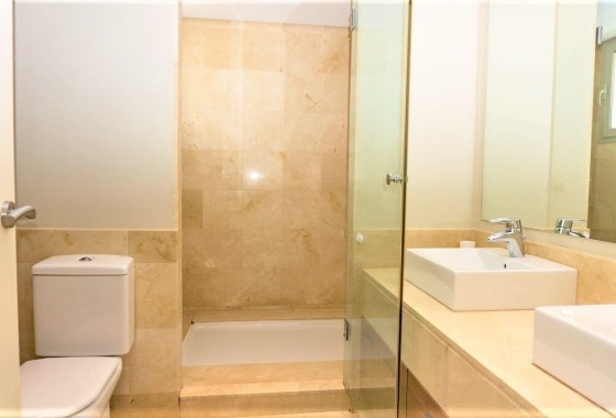 Venta - Chalet Independiente -
Las Colinas - Inland