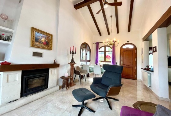 Venta - Chalet Independiente -
Villamartín - Costa Blanca
