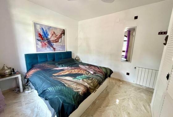 Venta - Chalet Independiente -
Villamartín - Costa Blanca