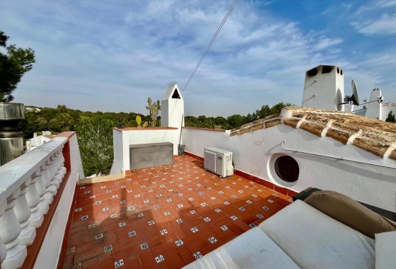 Venta - Chalet Independiente -
Villamartín - Costa Blanca