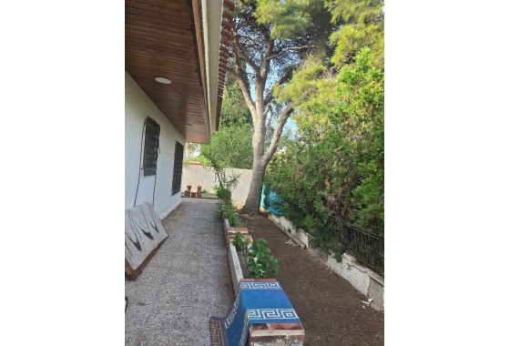 Resale - Freistehende Villa -
Orihuela Costa - Campoamor