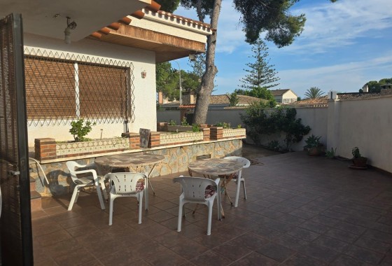Resale - Freistehende Villa -
Orihuela Costa - Campoamor