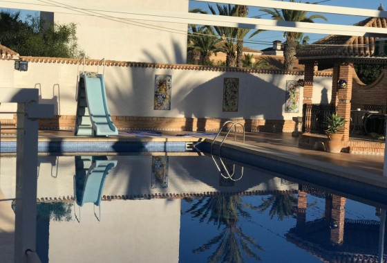 Resale - Freistehende Villa -
Orihuela Costa - Costa Blanca