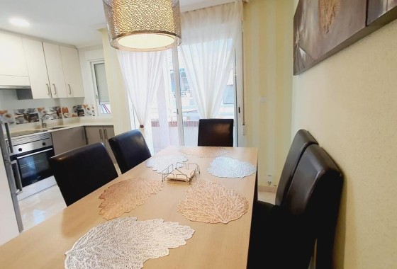Herverkoop - Appartement / Flat -
Torrevieja - Center