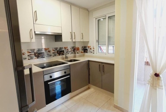 Herverkoop - Appartement / Flat -
Torrevieja - Center