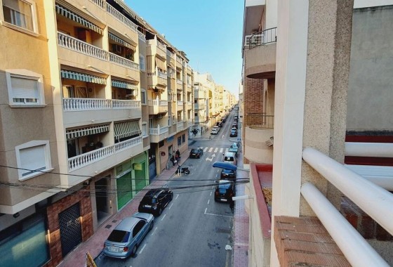 Herverkoop - Appartement / Flat -
Torrevieja - Center