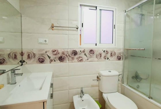 Herverkoop - Appartement / Flat -
Torrevieja - Center