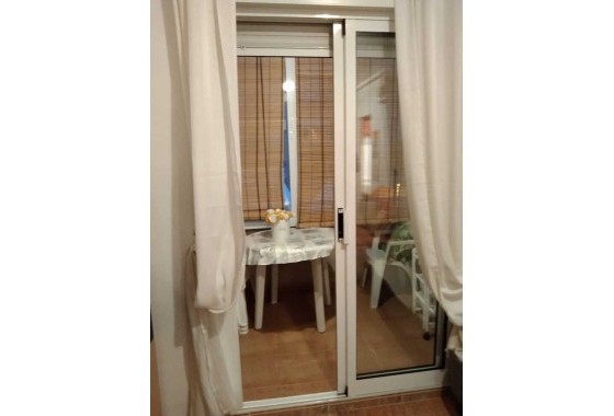 Wiederverkauf - Wohnung / Apartment -
Torrevieja