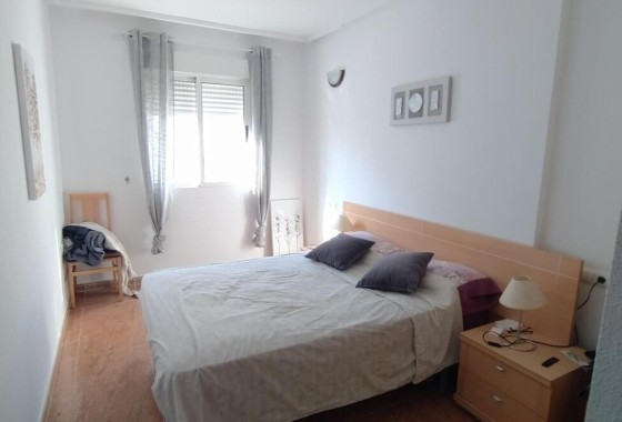Wiederverkauf - Wohnung / Apartment -
Torrevieja