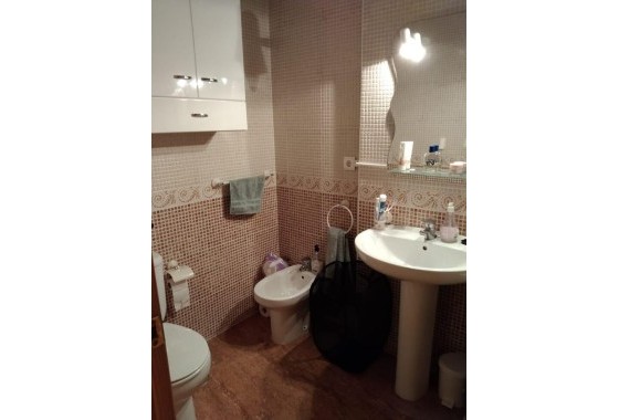 Wiederverkauf - Wohnung / Apartment -
Torrevieja