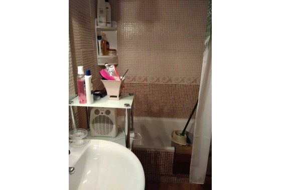 Wiederverkauf - Wohnung / Apartment -
Torrevieja