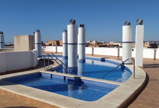 Wiederverkauf - Wohnung / Apartment -
Torrevieja