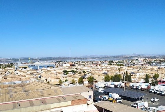 Wiederverkauf - Wohnung / Apartment -
Torrevieja