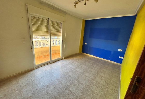 Venta - Casa de pueblo -
Los Alcazares