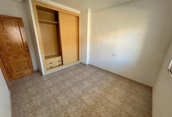 Venta - Casa de pueblo -
Los Alcazares