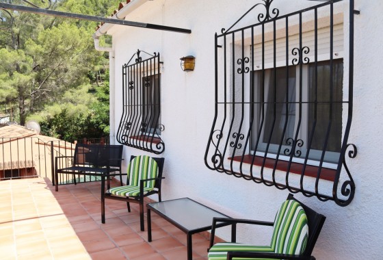 Revente - Villa Individuelle -
Parcent - Inland