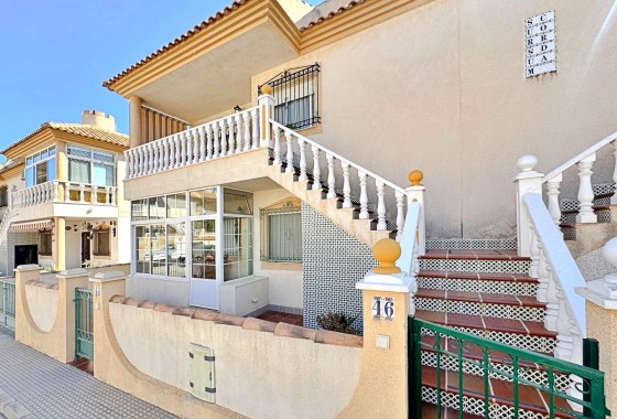 Sprzedaż - Apartament / Mieszkanie -
Orihuela Costa - Costa Blanca