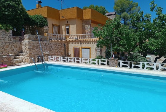 Resale - Freistehende Villa -
Yecla - Inland