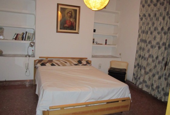 Resale - Freistehende Villa -
Yecla - Inland