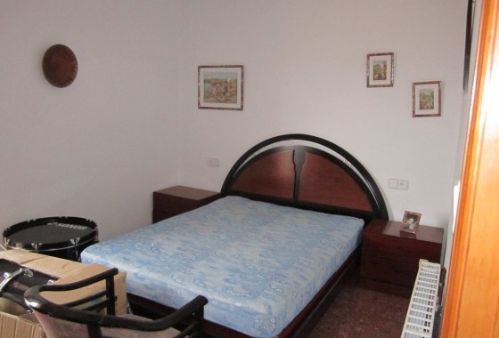 Resale - Freistehende Villa -
Yecla - Inland