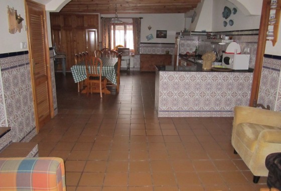 Resale - Freistehende Villa -
Yecla - Inland