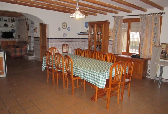 Resale - Freistehende Villa -
Yecla - Inland