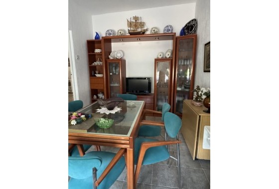 Herverkoop - Vrijstaande Villa -
Albatera - Partida Lomas